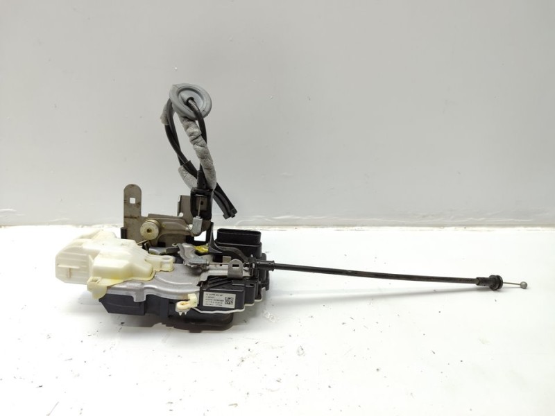 Recambio de cerradura puerta delantera izquierda para volvo v40 momentum referencia OEM IAM 31301421  