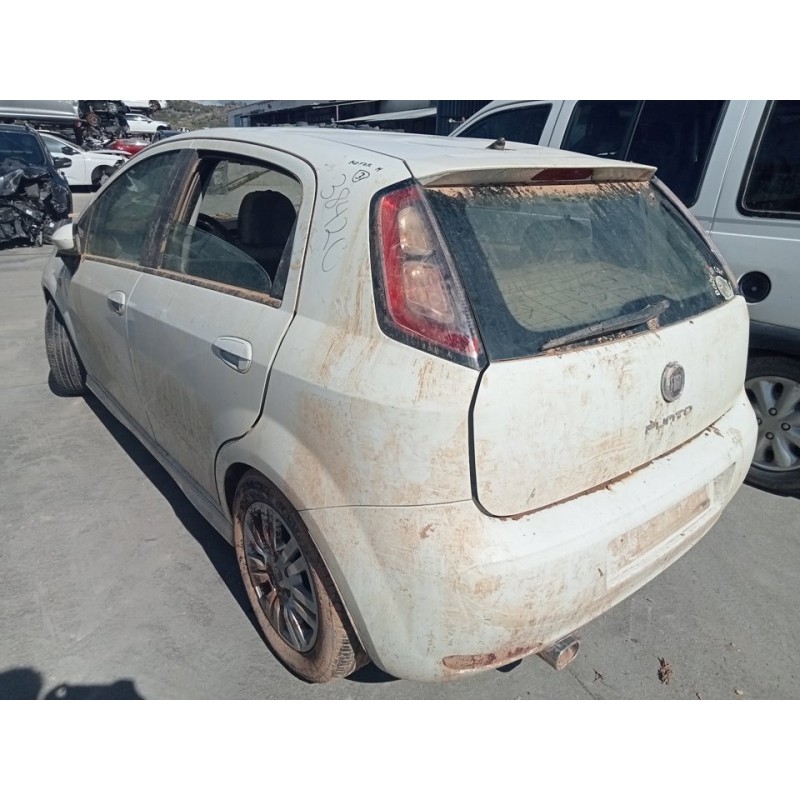 fiat punto (199) del año 2014