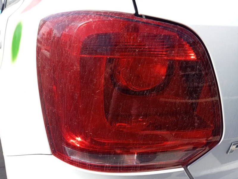 Recambio de piloto trasero izquierdo para volkswagen polo (6r1) advance referencia OEM IAM 6R0945095AH  