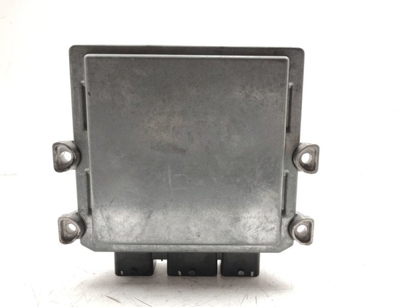 Recambio de centralita motor uce para peugeot 307 (s1) xs referencia OEM IAM 9647423380  