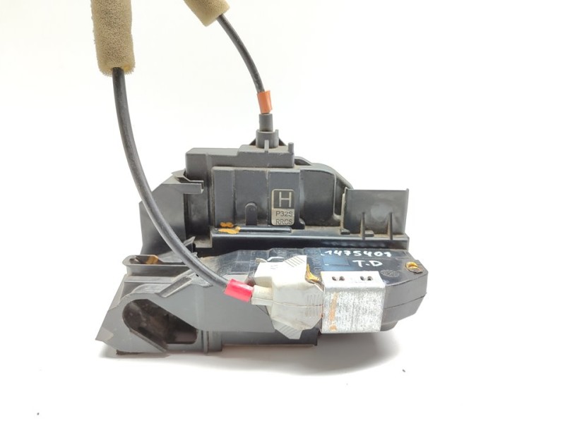 Recambio de cerradura puerta trasera derecha para nissan qashqai (j11) referencia OEM IAM 825004EA2A  