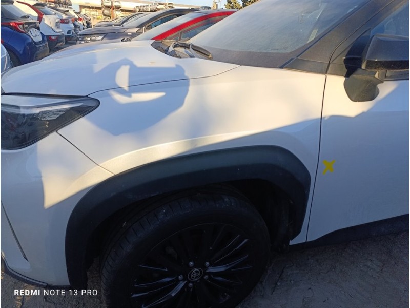 Recambio de aleta delantera izquierda para toyota yaris cross hybrid awd-i premiere edition referencia OEM IAM 53812K2010  