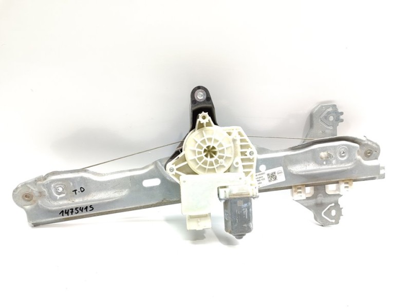 Recambio de elevalunas trasero derecho para nissan qashqai (j11) referencia OEM IAM 82700HV00V  