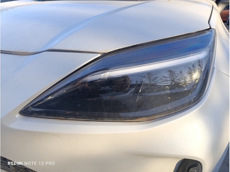 Recambio de faro izquierdo para toyota yaris cross hybrid awd-i premiere edition referencia OEM IAM 811500DP50  
