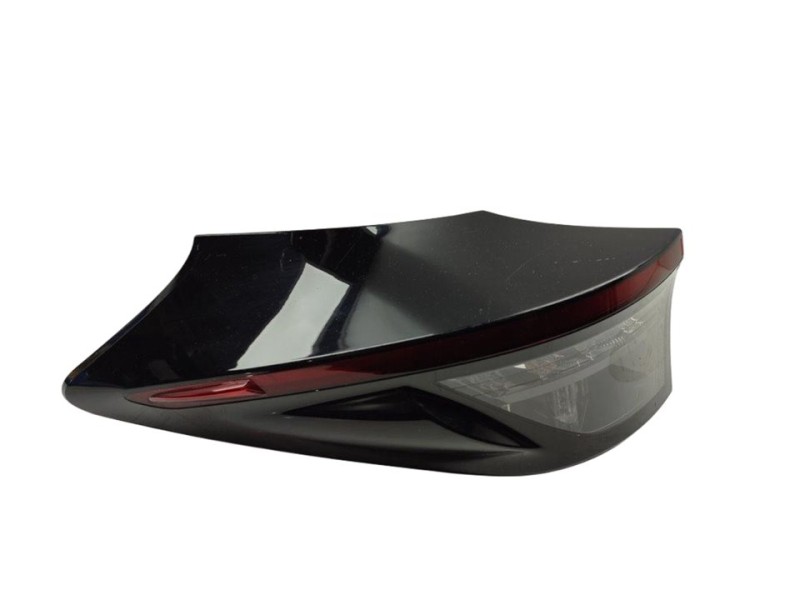 Recambio de piloto trasero izquierdo para toyota yaris cross hybrid awd-i premiere edition referencia OEM IAM 815600DE20  