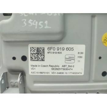 Recambio de pantalla multifuncion para seat ibiza (kj1) style referencia OEM IAM 6F0919605  
