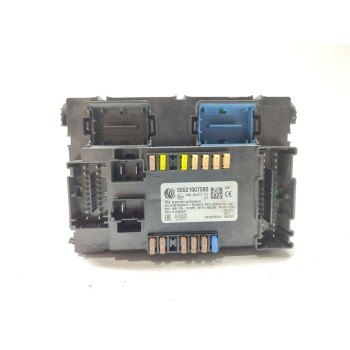 CAJA RELES / FUSIBLES 00521007580 