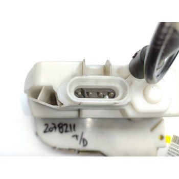 Recambio de cerradura puerta trasera derecha para renault laguna ii grandtour (kg0) dynamique confort referencia OEM IAM 8200000