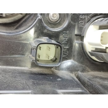 Recambio de piloto trasero izquierdo para toyota yaris cross hybrid awd-i premiere edition referencia OEM IAM 815600DE20  