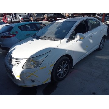 toyota avensis (t27) del año 2010