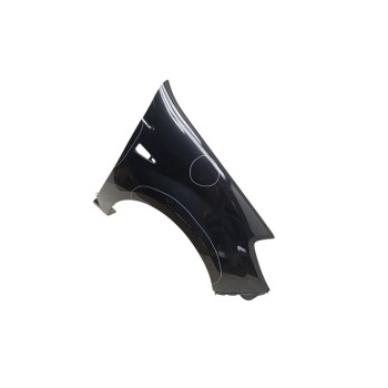 Recambio de aleta delantera derecha para dacia sandero laureate referencia OEM IAM 631005379R  