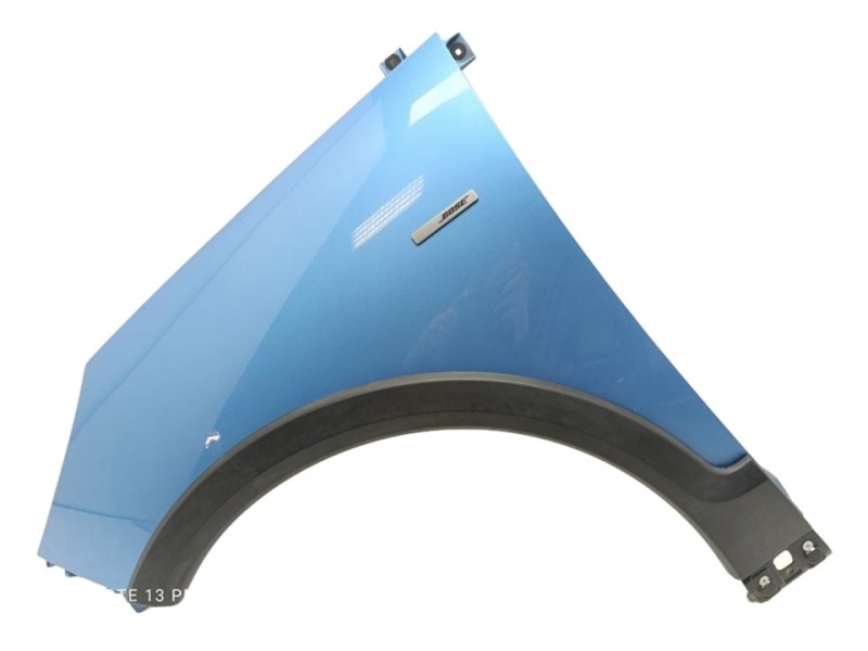 Recambio de aleta delantera izquierda para renault scenic iii xmod bose referencia OEM IAM 631014307R  