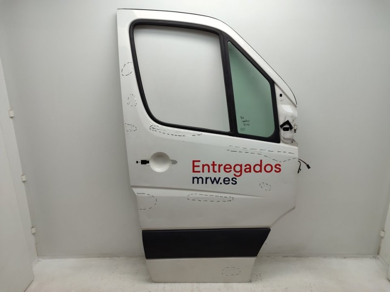 Recambio de puerta delantera derecha para volkswagen crafter caja cerrada caja cerrada 35 referencia OEM IAM 2E0831052  