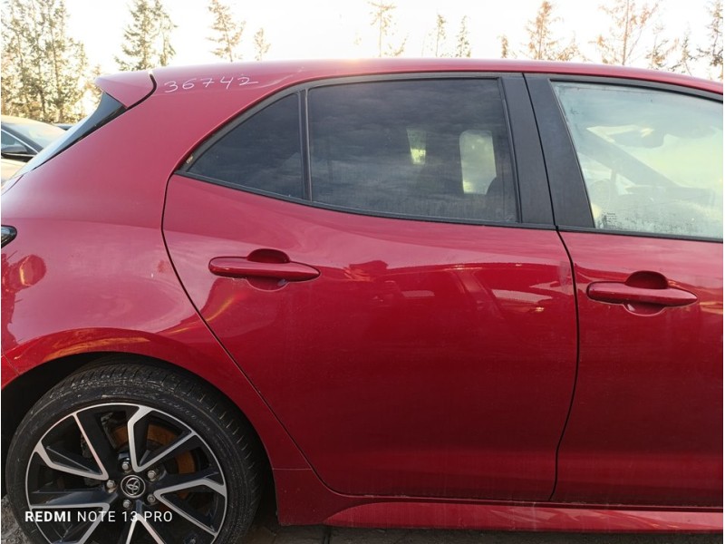 Recambio de puerta trasera derecha para toyota corolla (e21) hybrid advance referencia OEM IAM 6700302540  