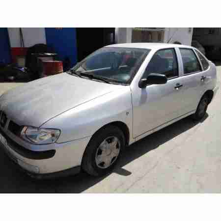 SEAT CORDOBA BERLINA (6K2)