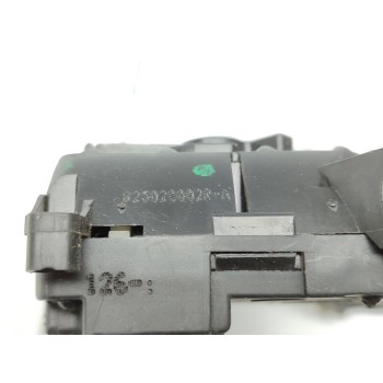 Recambio de cerradura puerta trasera derecha para renault megane iii berlina 5 p bose edition referencia OEM IAM 805020002R  