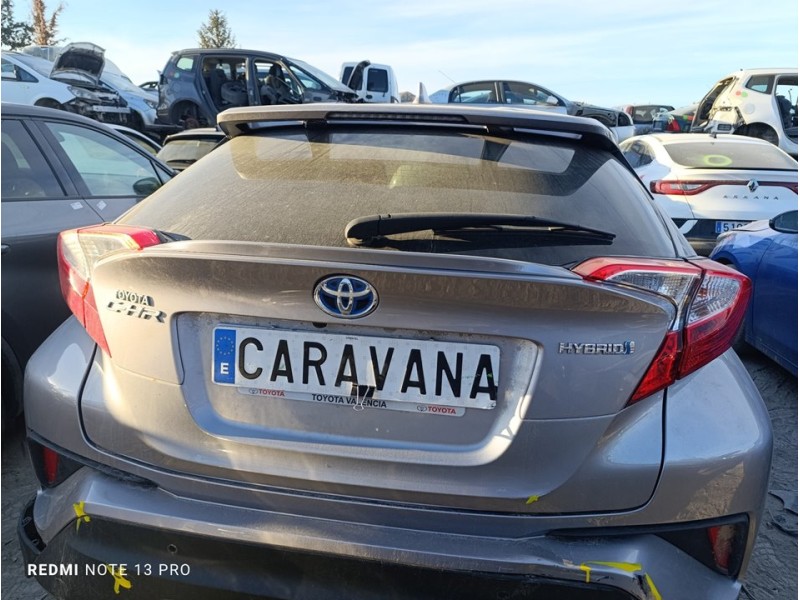 Recambio de porton trasero para toyota c-hr hybrid active referencia OEM IAM 67005F4020  