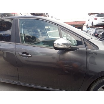 Recambio de puerta delantera derecha para peugeot 208 signature referencia OEM IAM 9807820680  