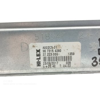 Recambio de elevalunas delantero derecho para peugeot 208 style referencia OEM IAM 9673154380  