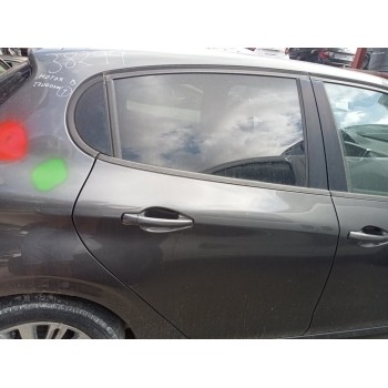 Recambio de puerta trasera derecha para peugeot 208 signature referencia OEM IAM 9671907480  