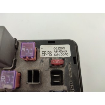 Recambio de caja reles / fusibles para ssangyong kyron 200 xdi limited referencia OEM IAM 06J26N  