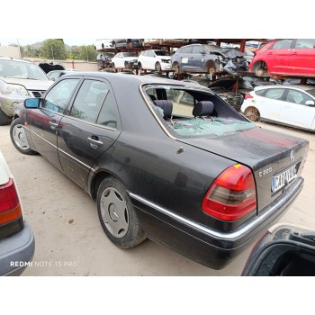 mercedes-benz clase c (w202) berlina del año 1995