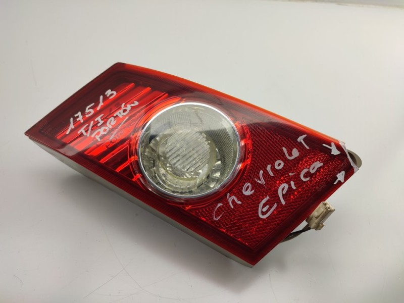 Recambio de piloto trasero izquierdo interior para chevrolet epica lt referencia OEM IAM   