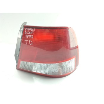 Recambio de piloto trasero derecho para hyundai accent (lc) 1.5 crdi cat referencia OEM IAM 92402252  