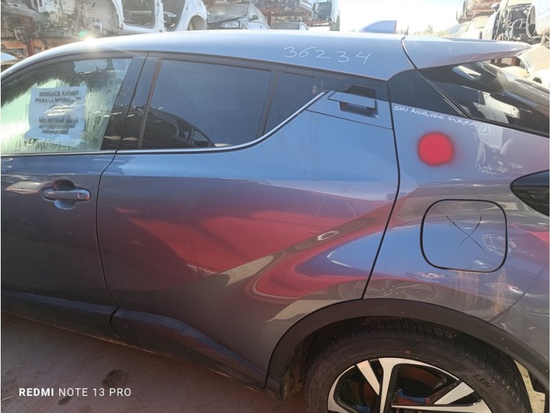 Recambio de puerta trasera izquierda para toyota c-hr hybrid active referencia OEM IAM 67004F4010  