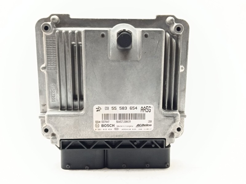Recambio de centralita motor uce para opel astra j lim. 4türig selection referencia OEM IAM 0281018454  