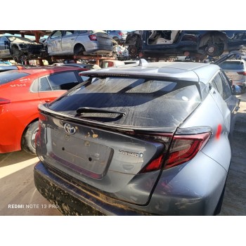 Recambio de porton trasero para toyota c-hr hybrid active referencia OEM IAM 67005F4020  