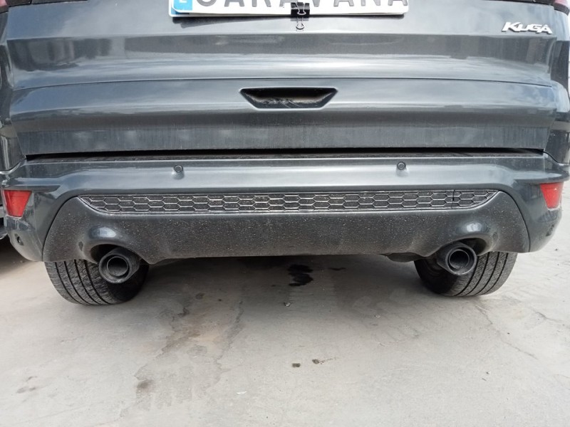 Recambio de paragolpes trasero para ford kuga (cbs) trend referencia OEM IAM GV4J17D781SAPRAA  