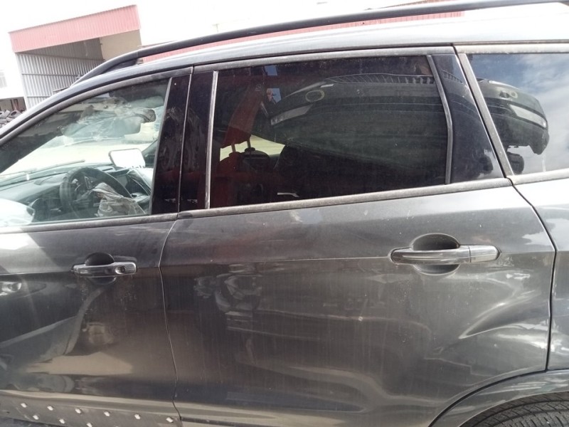 Recambio de puerta trasera izquierda para ford kuga (cbs) trend referencia OEM IAM   