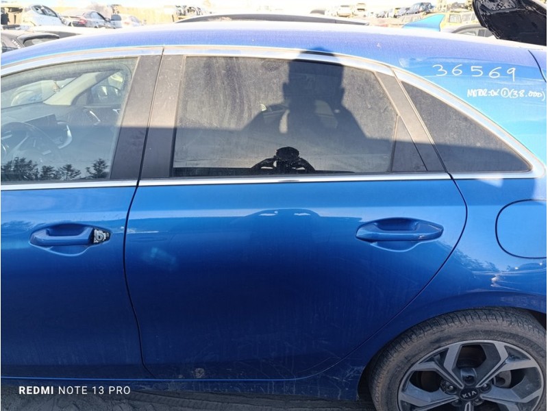 Recambio de puerta trasera izquierda para kia ceed tech referencia OEM IAM 77003J7000  