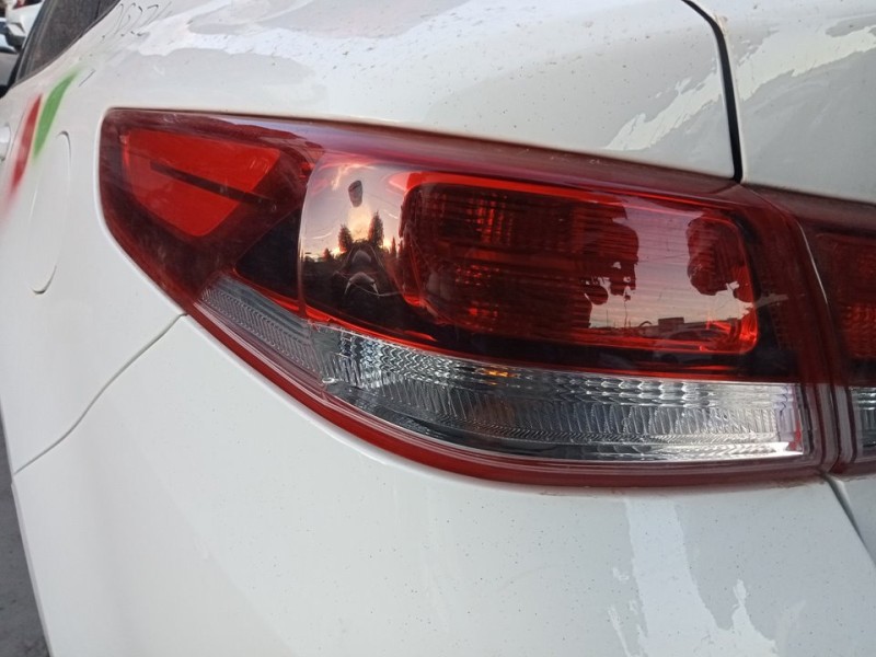 Recambio de piloto trasero izquierdo para kia optima drive referencia OEM IAM 92401D4000  