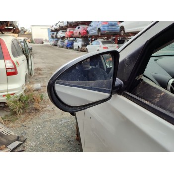 RETROVISOR IZQUIERDO 