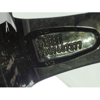 Recambio de llanta para peugeot 5008 gt line referencia OEM IAM 98096873ZR  