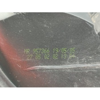 Recambio de piloto trasero derecho para mitsubishi colt berlina 3 (cz) 1.1 inform referencia OEM IAM MR957366  