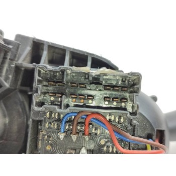 Recambio de mando multifuncion para dacia dokker stepway referencia OEM IAM 681722712R  