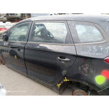 Recambio de puerta trasera izquierda para kia carens ( ) basic referencia OEM IAM 77003A4000  
