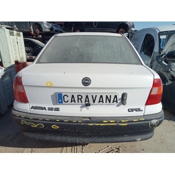 opel astra f berlina del año 1994