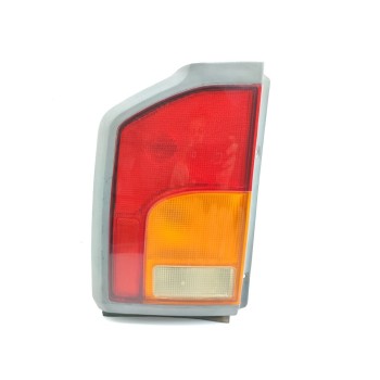 Recambio de piloto trasero izquierdo para ssangyong korando 2.9 d referencia OEM IAM 8360106000  