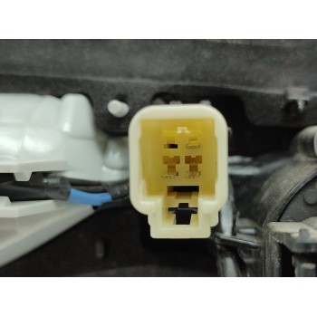 Recambio de piloto trasero derecho interior para toyota rav4 plug-in hybrid 4x4 advance referencia OEM IAM 8158042151  