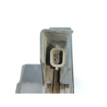 Recambio de cerradura puerta trasera derecha para dacia sandero ambiance referencia OEM IAM 825022281R  