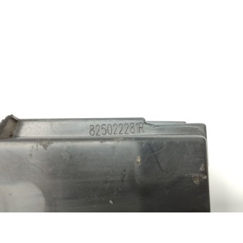 Recambio de cerradura puerta trasera derecha para dacia sandero ambiance referencia OEM IAM 825022281R  