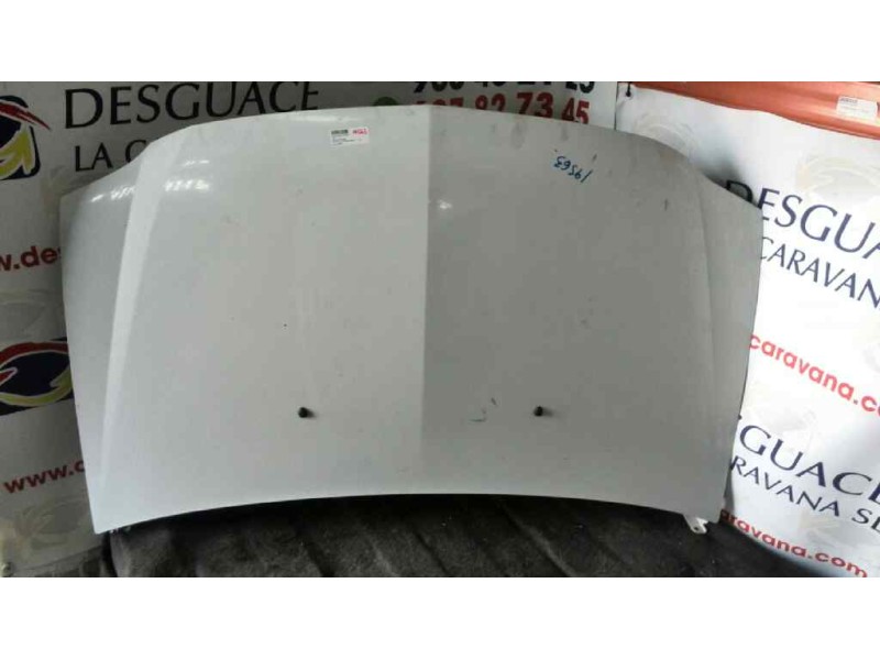 Recambio de capo para dacia logan express ambiance referencia OEM IAM 6001546685  