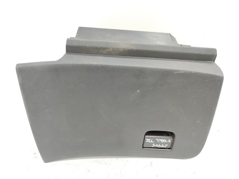 Recambio de guantera para nissan x-trail (t32) acenta referencia OEM IAM 685104CC0A  