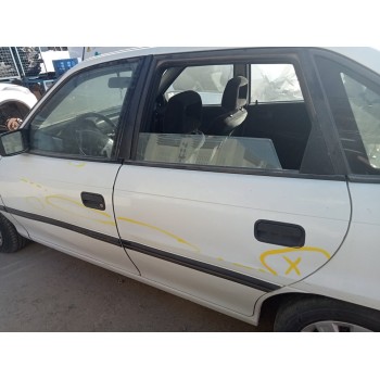 opel astra f berlina del año 1994