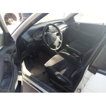 opel astra f berlina del año 1994