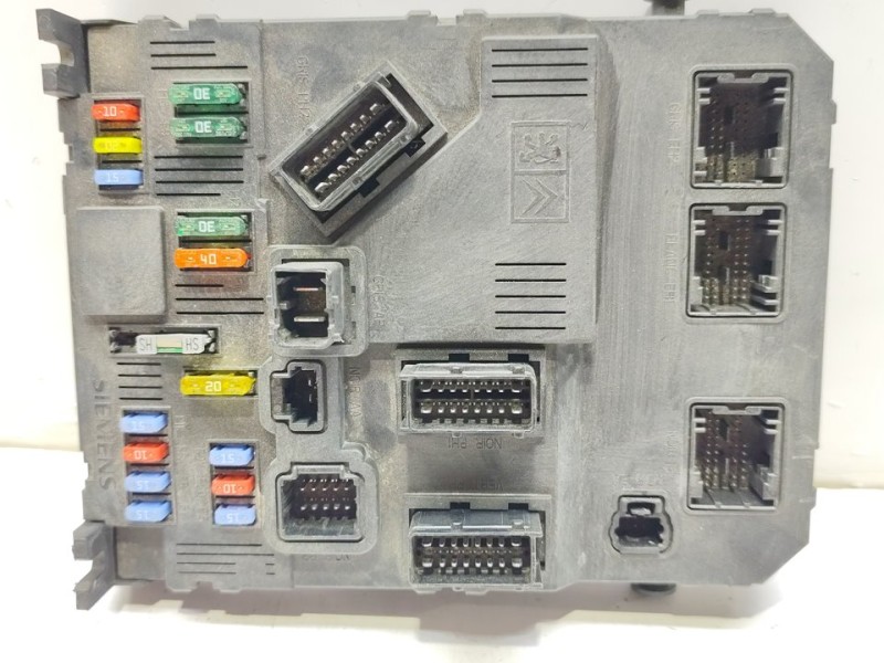 Recambio de caja precalentamiento para citroën c3 1.4 hdi cool referencia OEM IAM 9653667280  